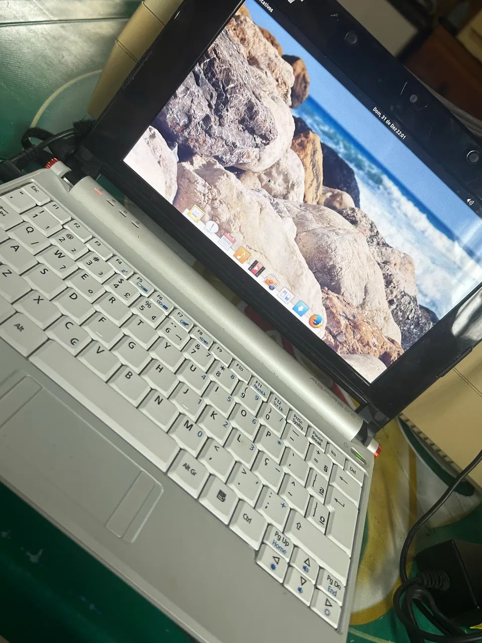 Acer Aspire One ZG5 Funcionando Completo com Caixa e Manuais - Foto 2