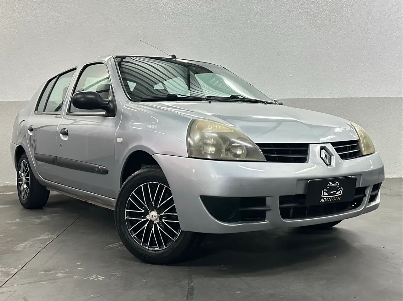 Renault Clio Clio Sed. Expression Hi-Flex 1.0 16V 4p 2006