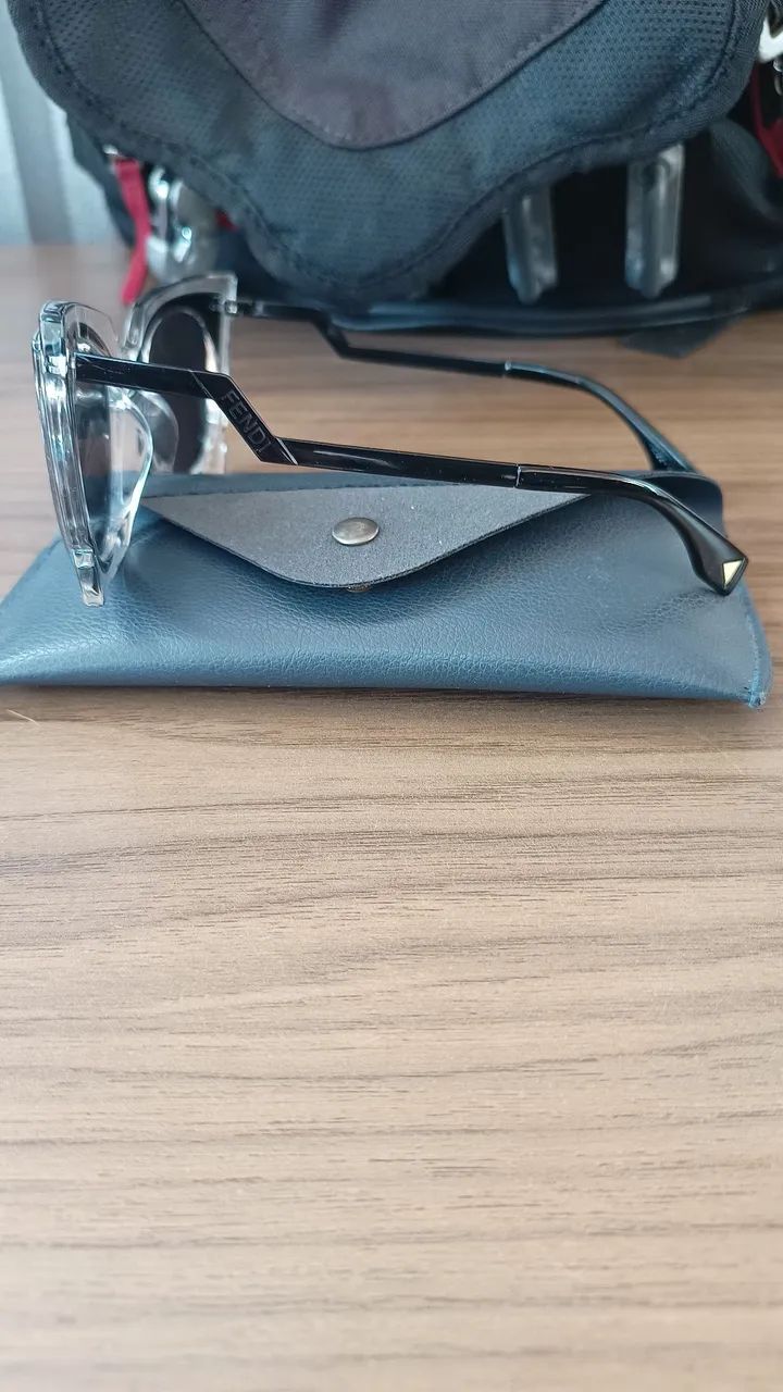Óculos Fendi Bicolor REF: FF0117/S  - Foto 4