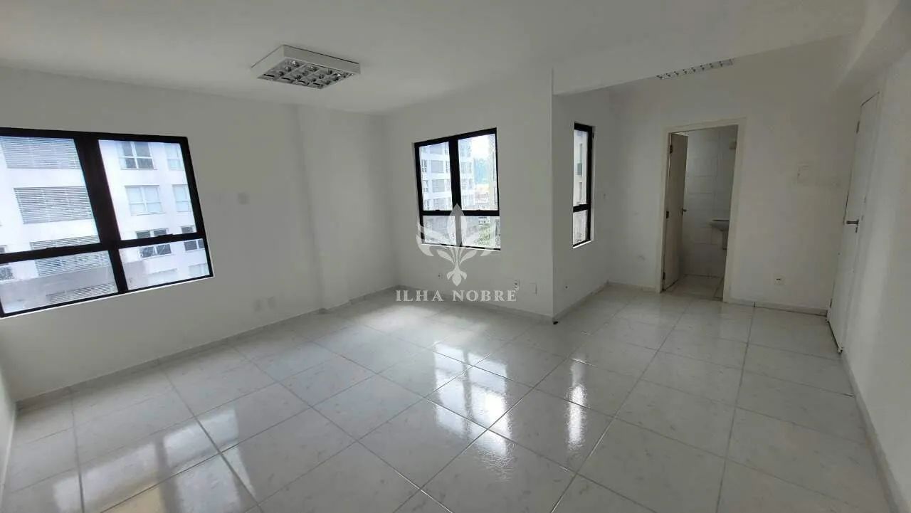 Sala comercial para aluguel no Shopping Trindade próximo à UFSC Florianópolis com 29,50m² - Foto 5