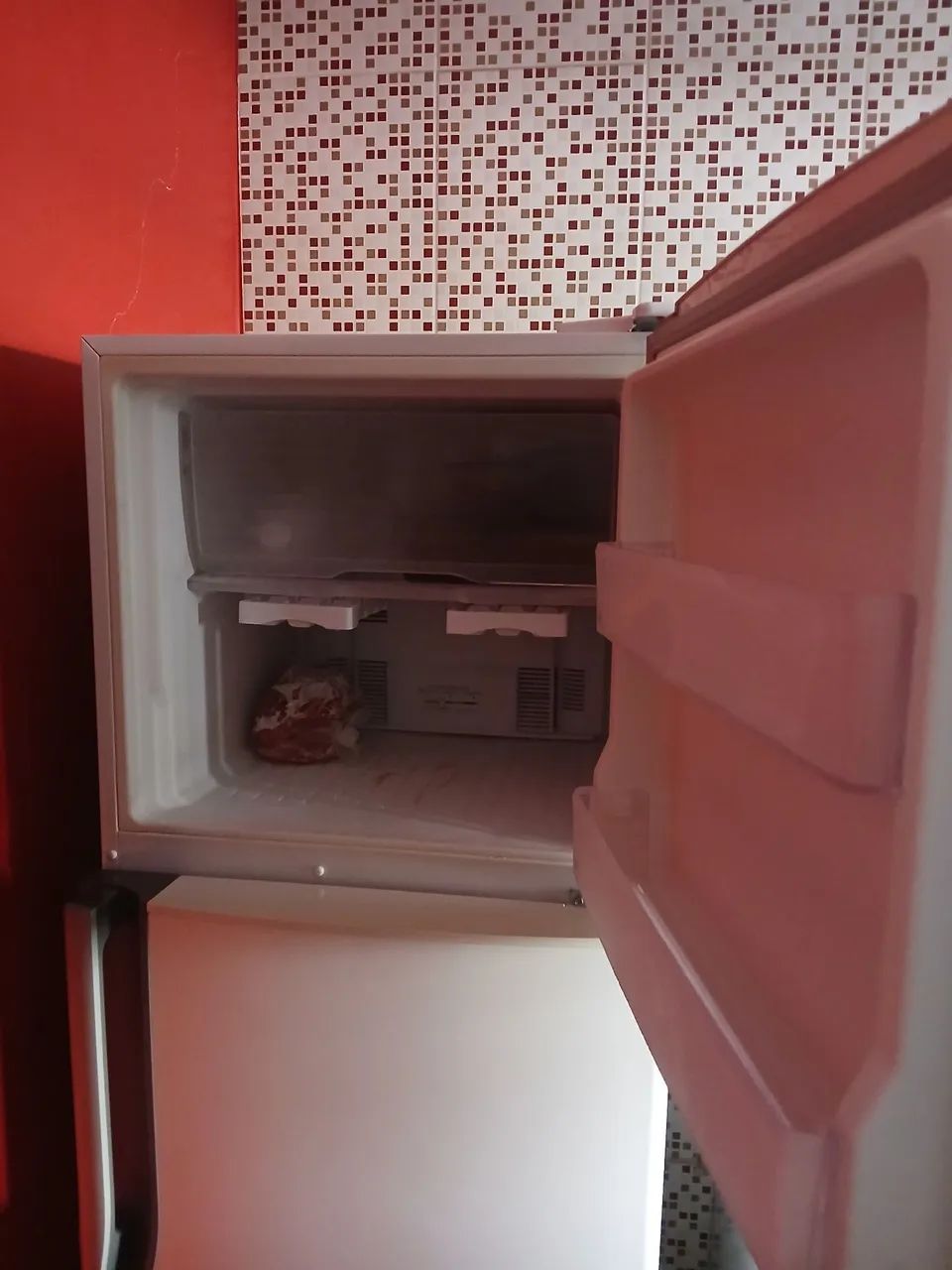 Geladeira Panasonic com defeito  - Foto 3