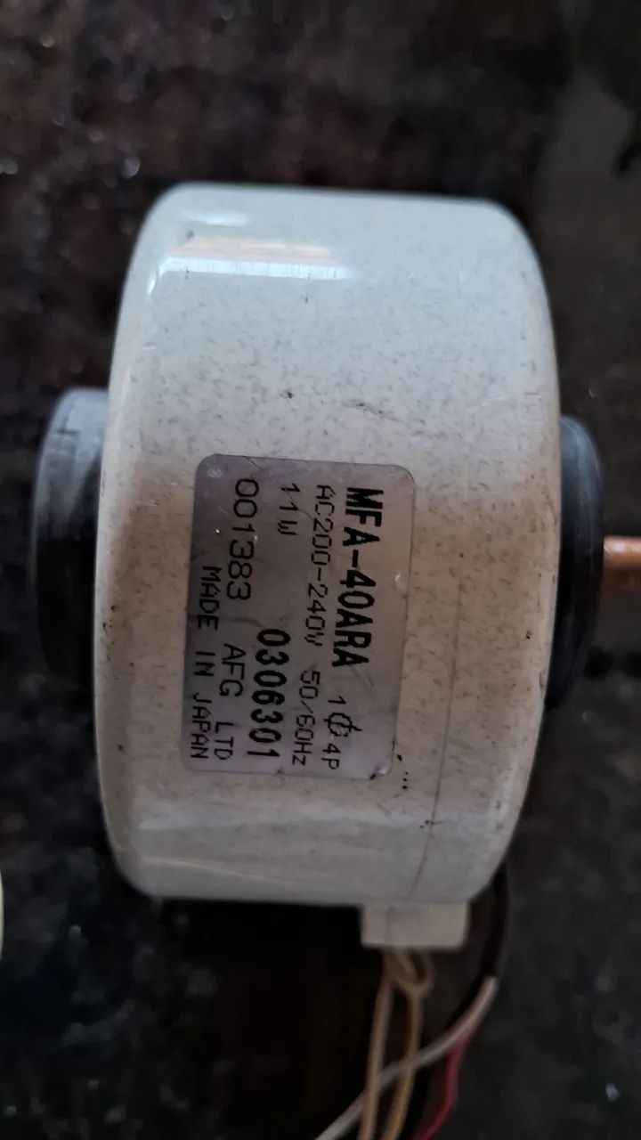 Motor evaporadora Fujitsu modelo MFA-40ARA usado  - Foto 3
