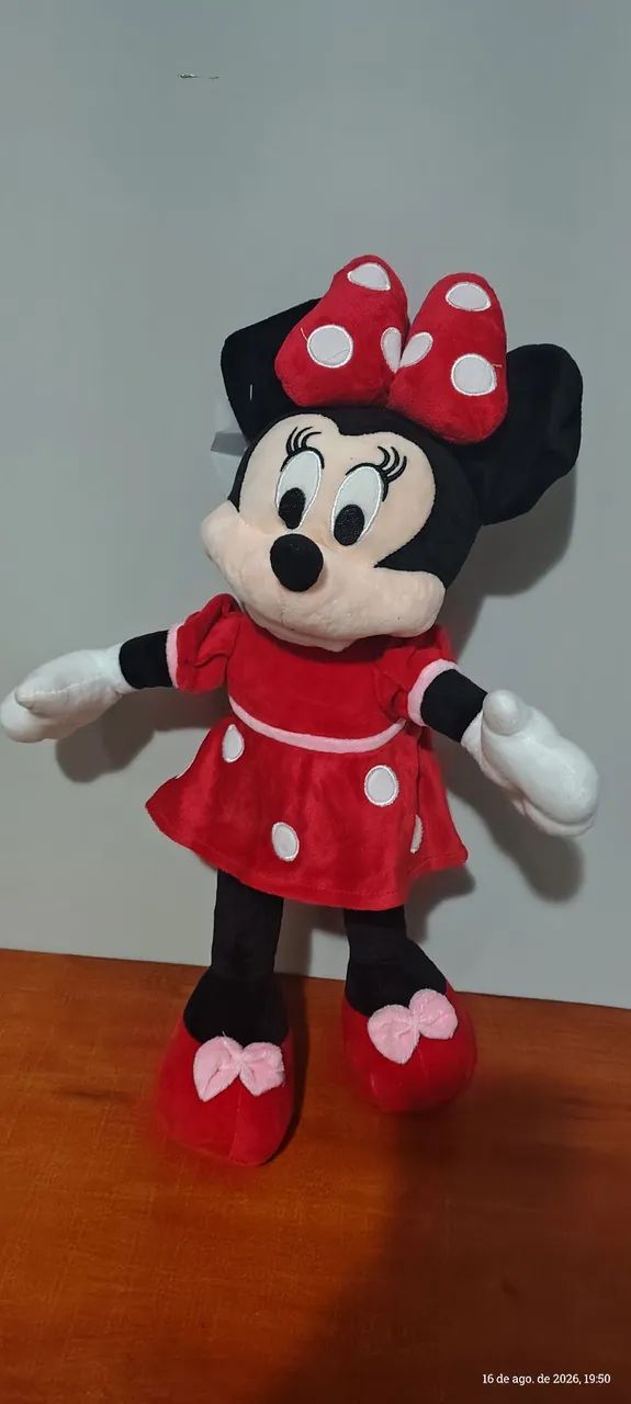 Vendo pelúcia Minie 45 cm nova