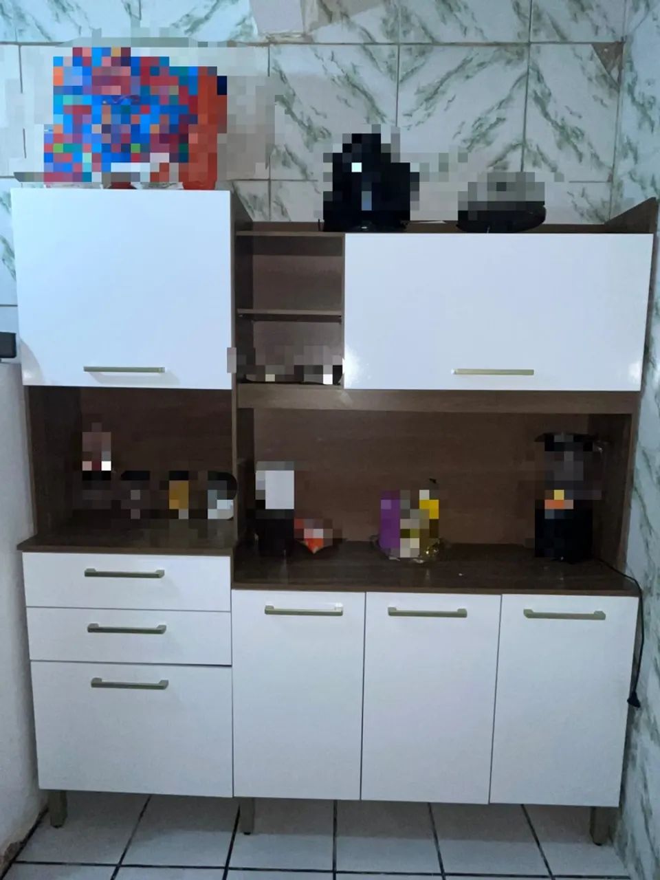 Vendendo este armário 