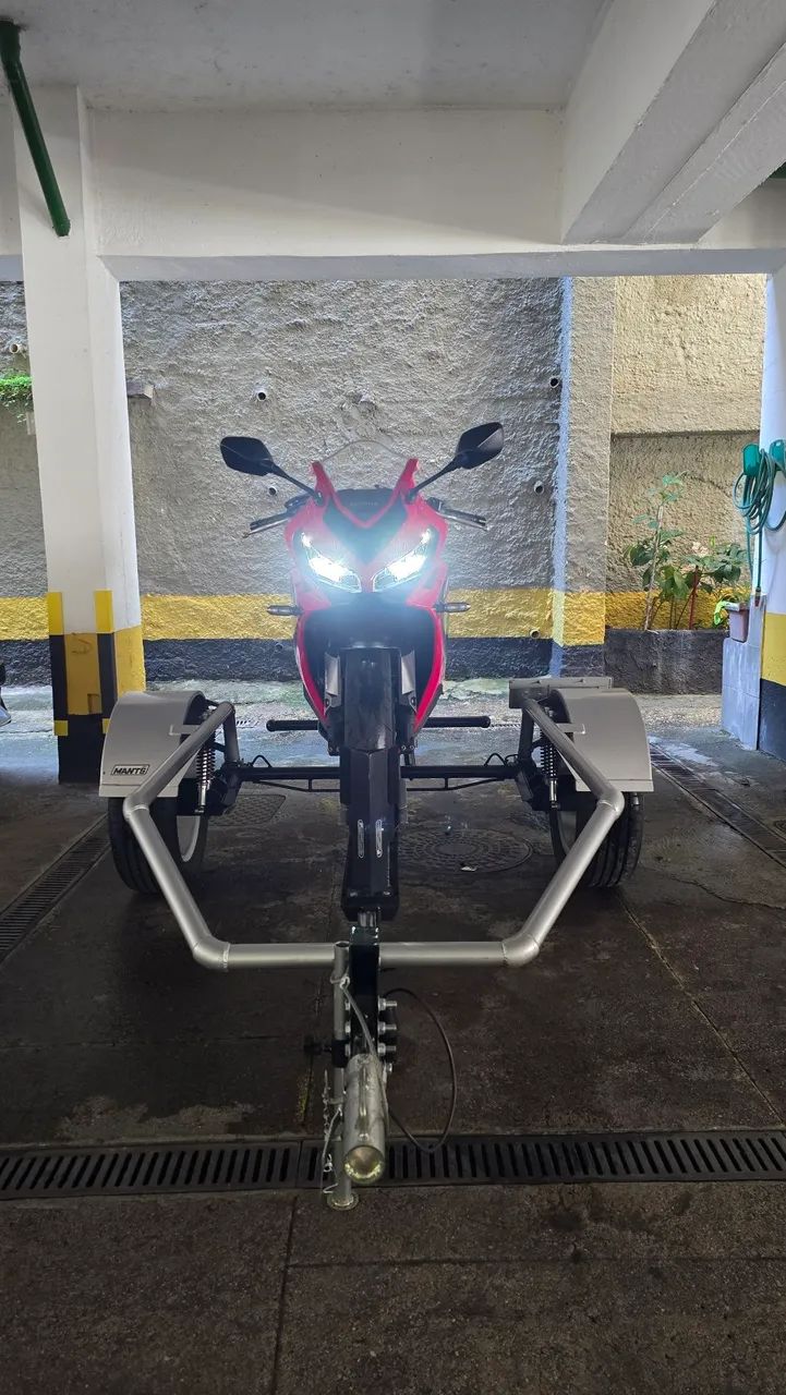 CBR 650R  - Foto 4