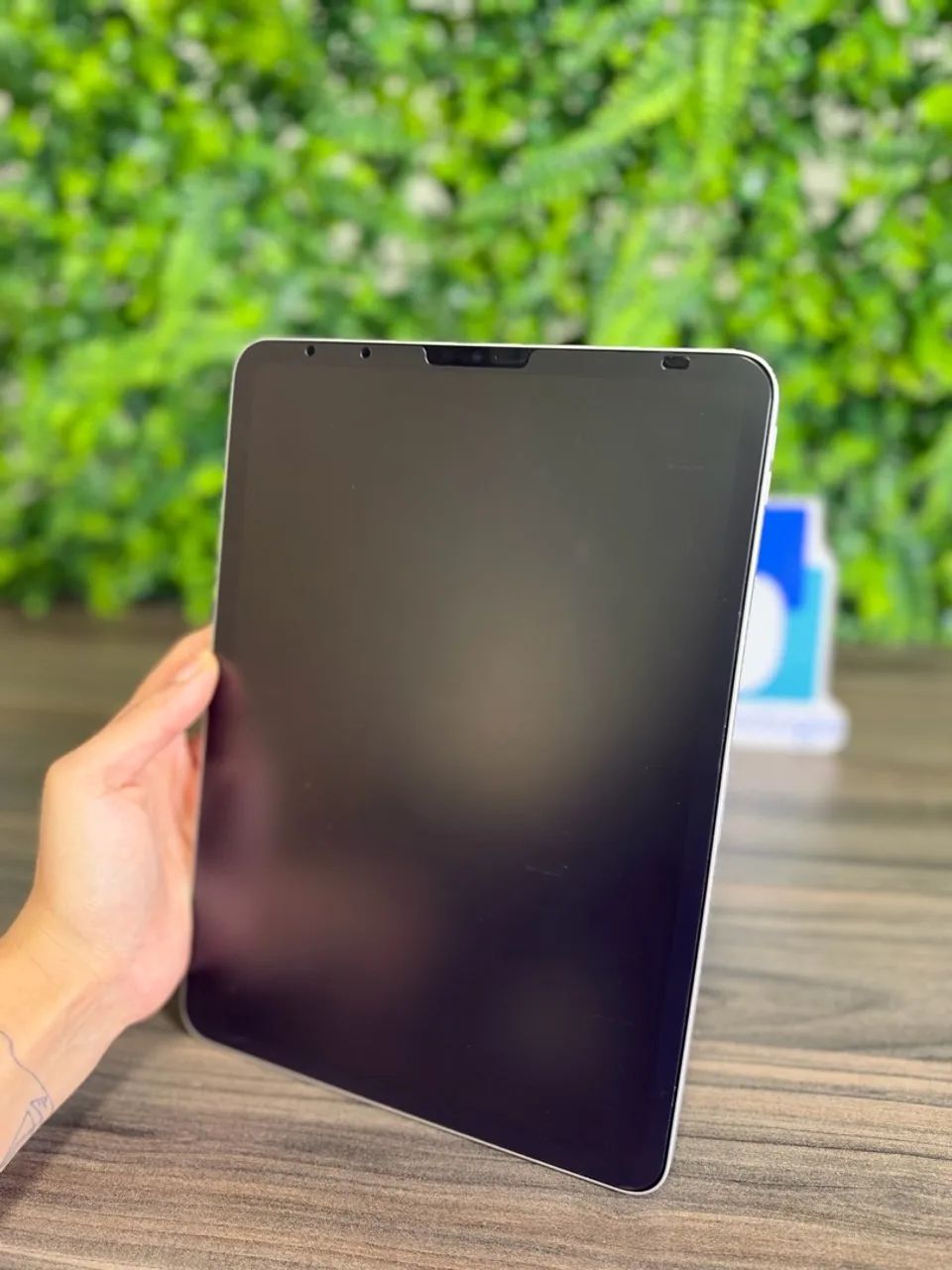 iPad Pro (3° geração) A2377  11 Polegadas  256GB  Chip Apple M1 Cor Silver Com película - Foto 2