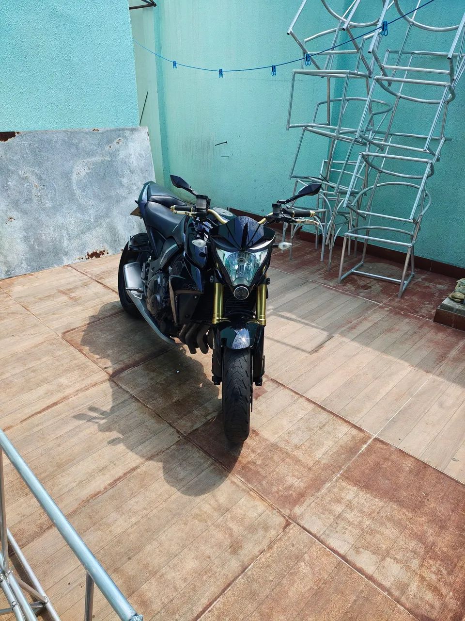 Cb1000r