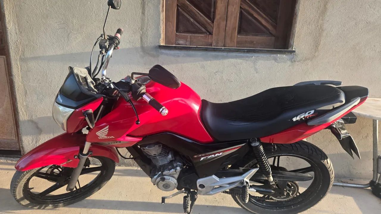 Fan 160 em bom estado..
