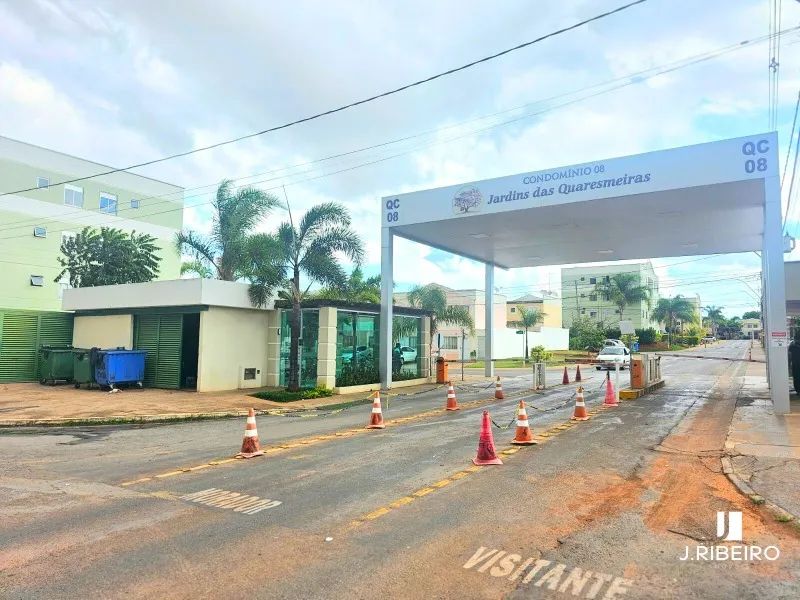 QC 08 RUA G - CONDOMÍNIO JARDIM DAS QUARESMEIRAS - LOCAÇÃO CASA 03 QUARTOS SENDO UM SUÍTE - Foto 2