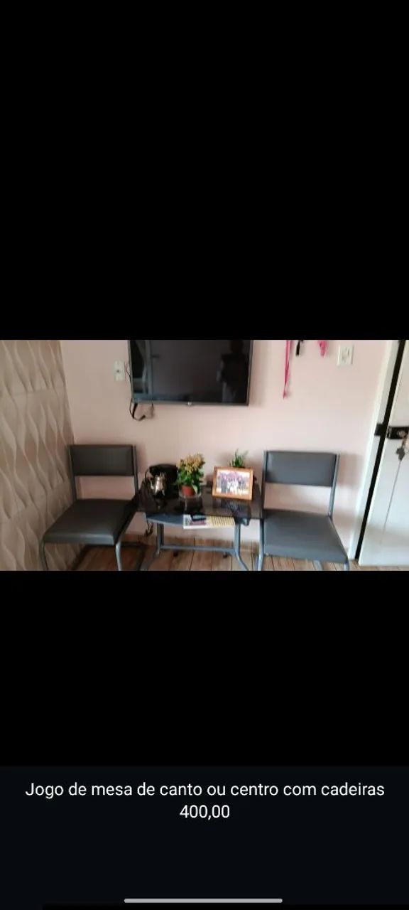 MESA DE CANTO OU CENTRO COM CADEIRAS 