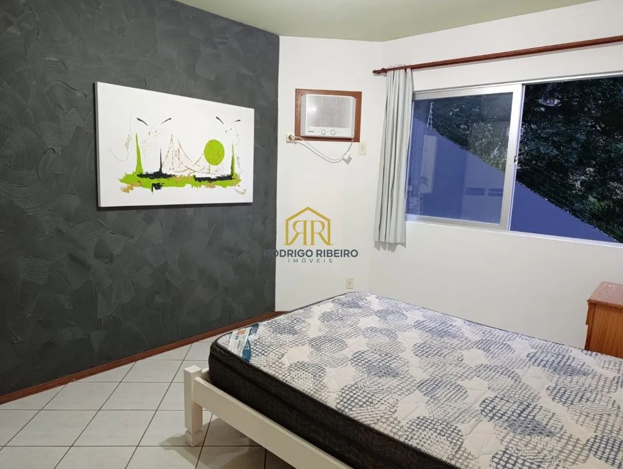 Apto de 01 Dorm. 55m² privativos em Coqueiros. - Foto 5