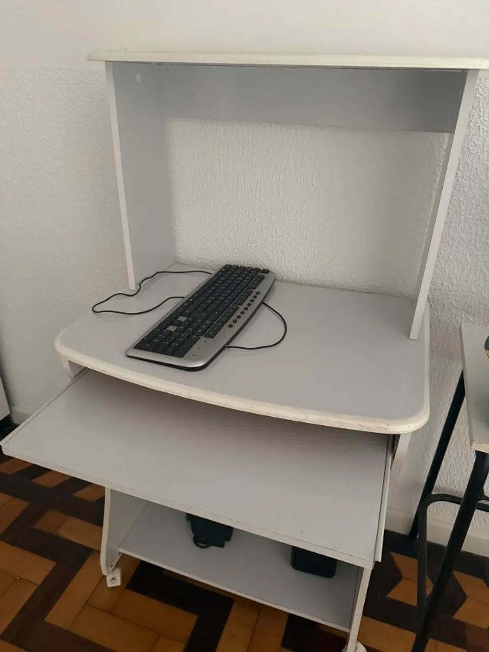 Escrivaninha para computador 