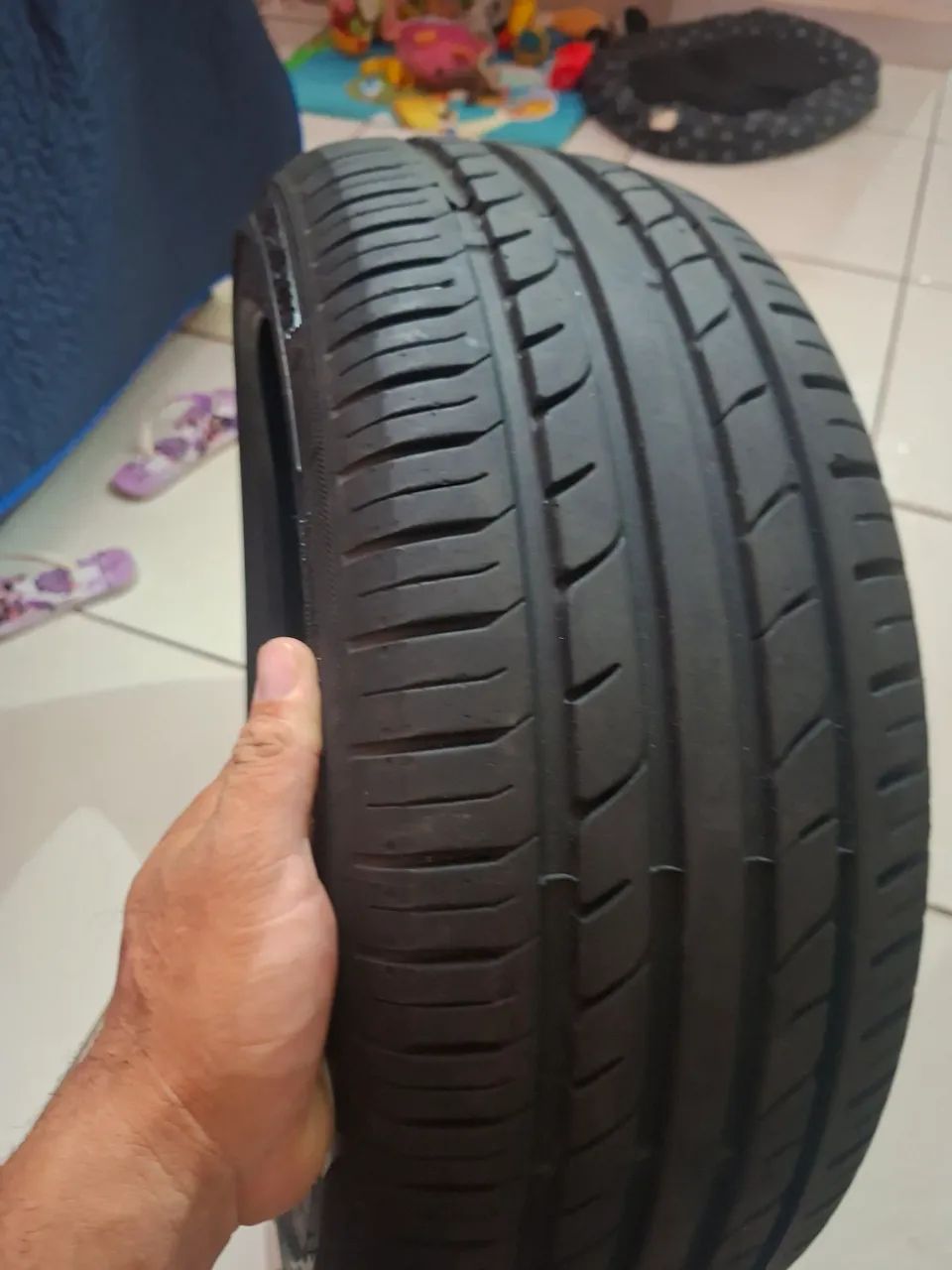 Vendo pneu 195 40 r17  semi novo - Foto 5