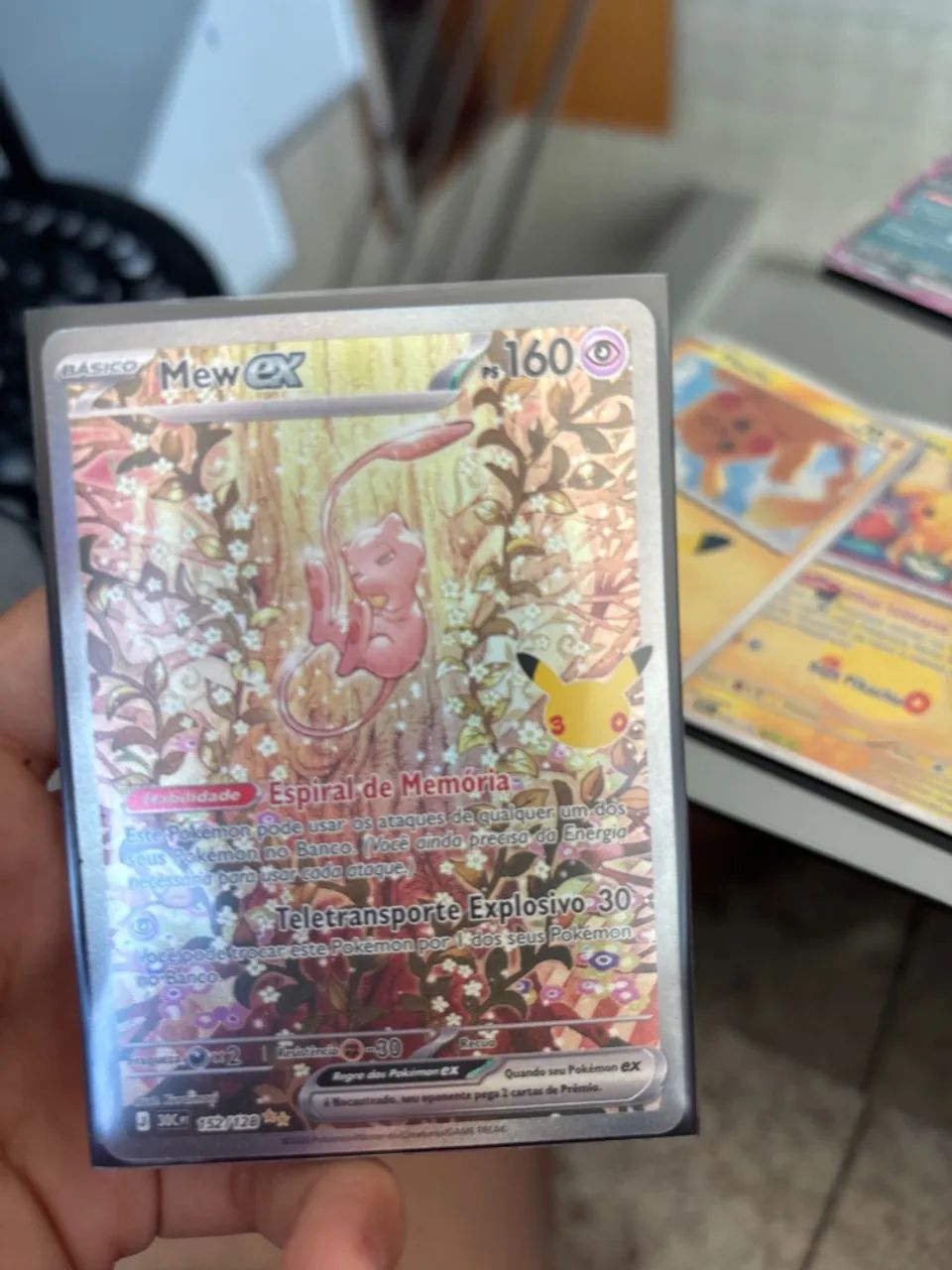 Mew EX 152/128 coleção de 30 anos - Foto 3