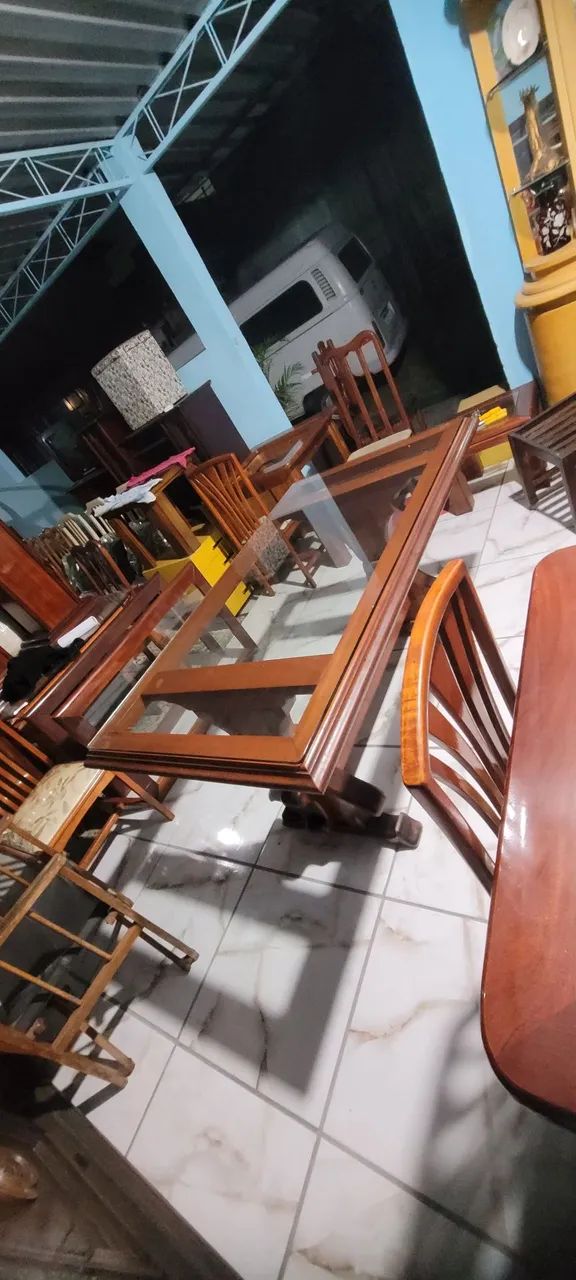 Mesa de madeira maciça 550,00 SÓ A MESA  - Foto 4