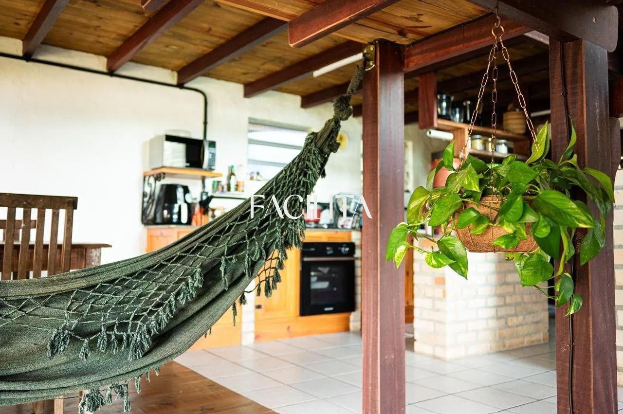 Casa com 3 quartos no bairro Pântano do Sul, Florianópolis. - Foto 4