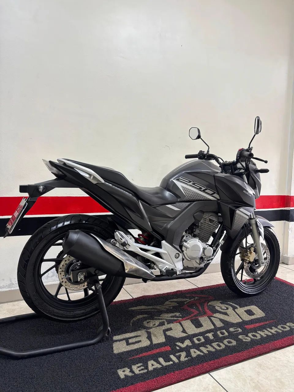 CB TWISTER 250c 2022     (DIVIDO DE 24x   NO CARTÃO) - Foto 3