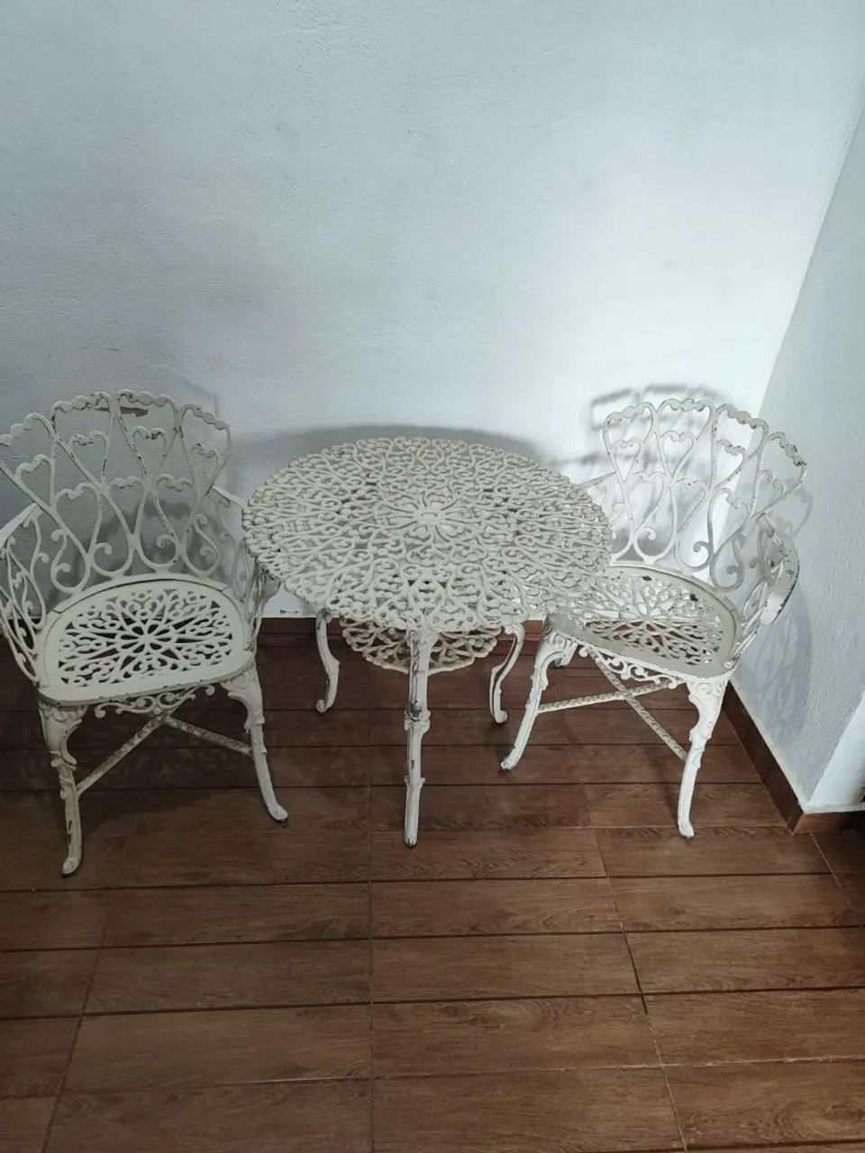 VENDO ESSE LINDO JOGO DE MESA EXTERNA 