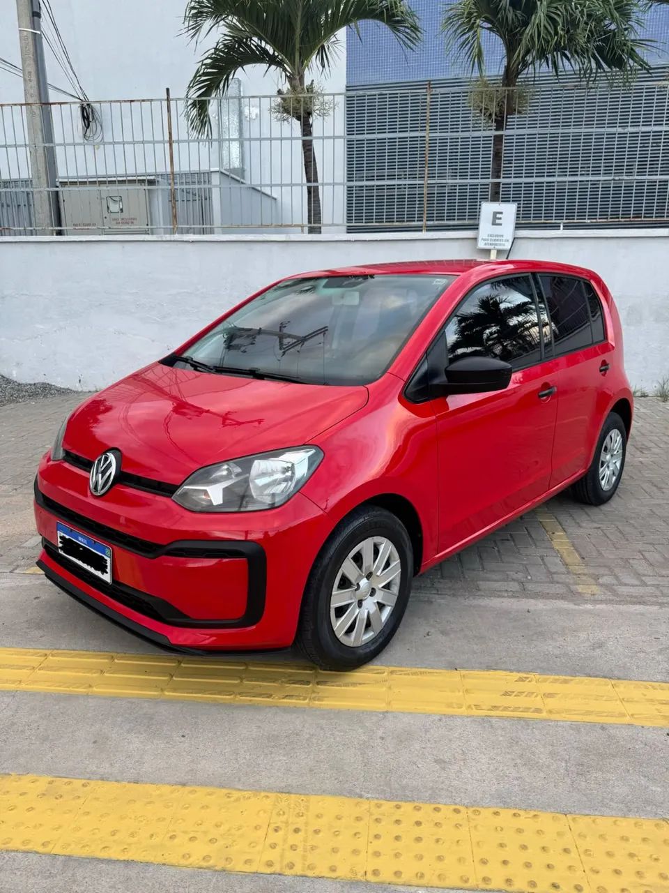 Volkswagen Up! up! take 1.0 Total Flex 12V 5p 2018