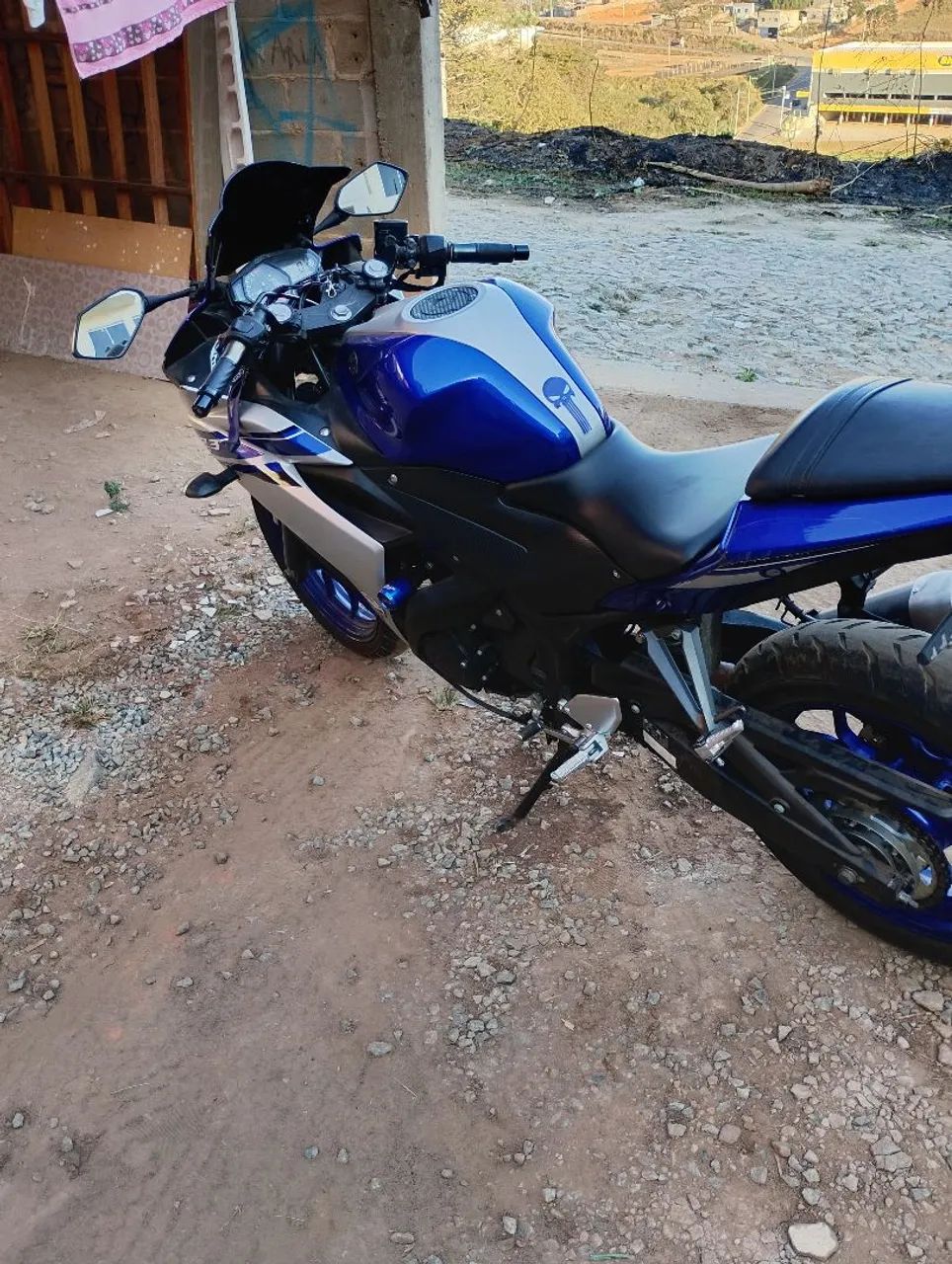 Yamaha R3 - Foto 4