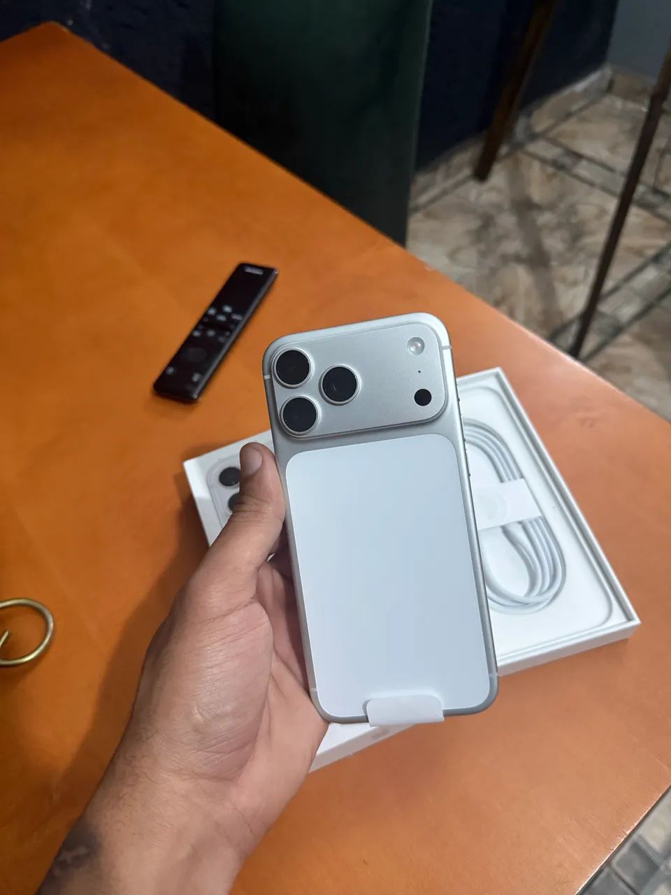 Iphone 17 Pro Max 256GB / NÃO ATIVADO / 1 ANO DE GARANTIA APLLE / PARCELO EM 12x / TROCO