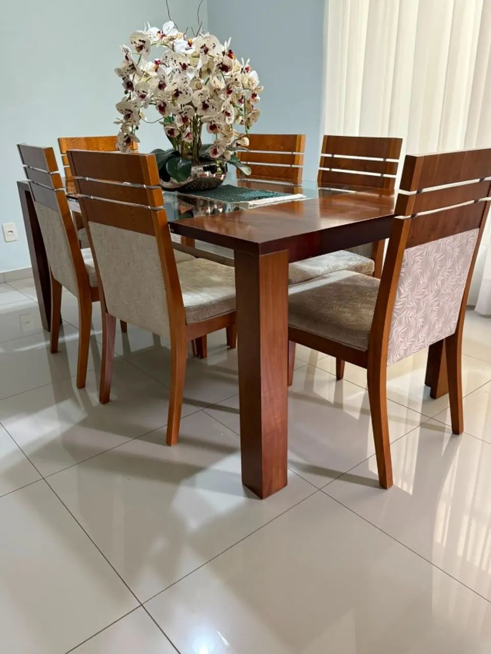 Mesa de jantar com 6 cadeiras - Foto 4