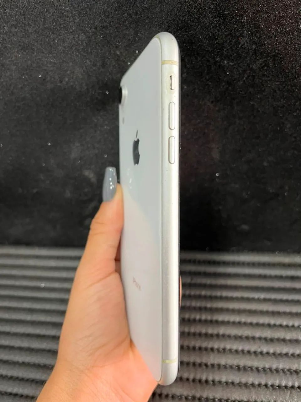 IPHONE XR BRANCO 256GB - Foto 3
