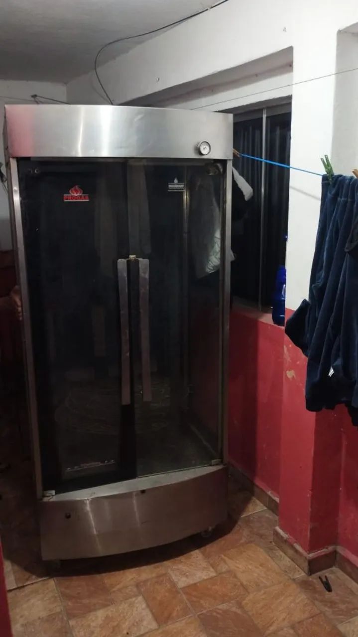 Vendo máquina de frango