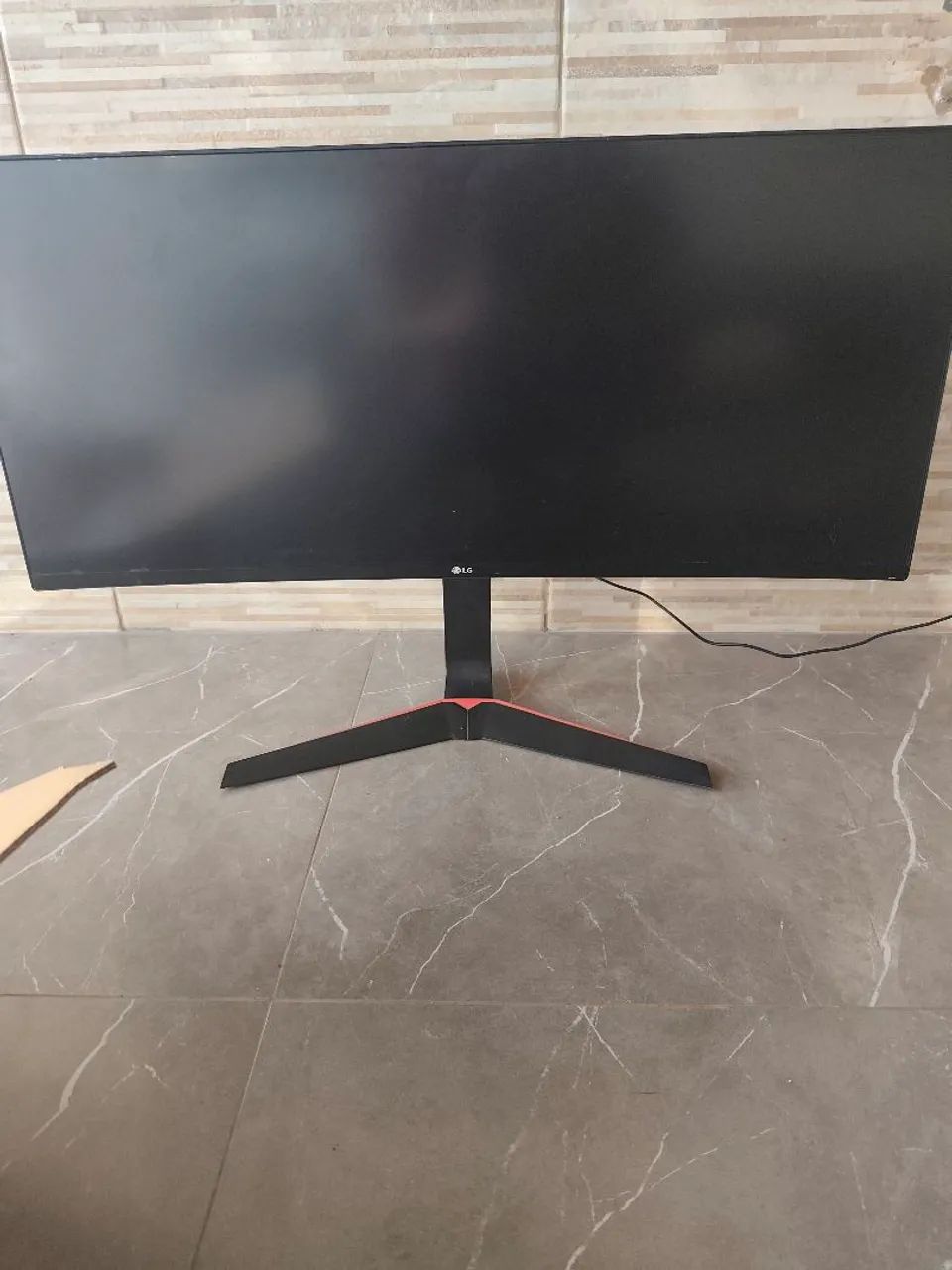 Monitor LG ultrawide (com defeito)