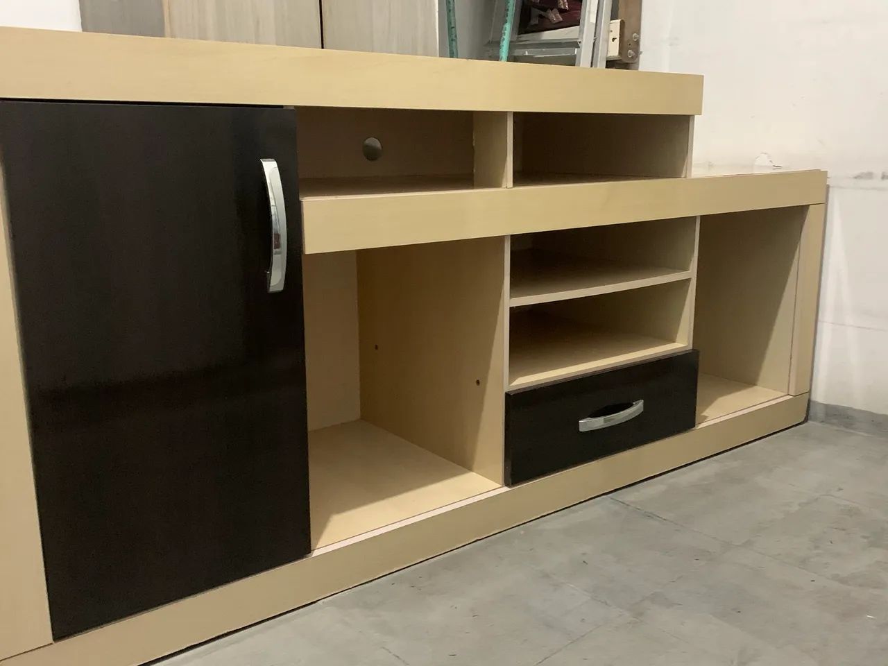 Vende se um Rack