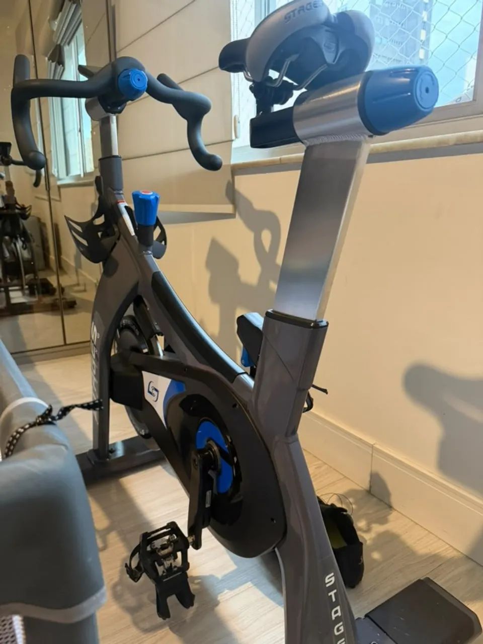Bicicleta Spinning Stages SC3 com Power Meter e Console - Foto 5
