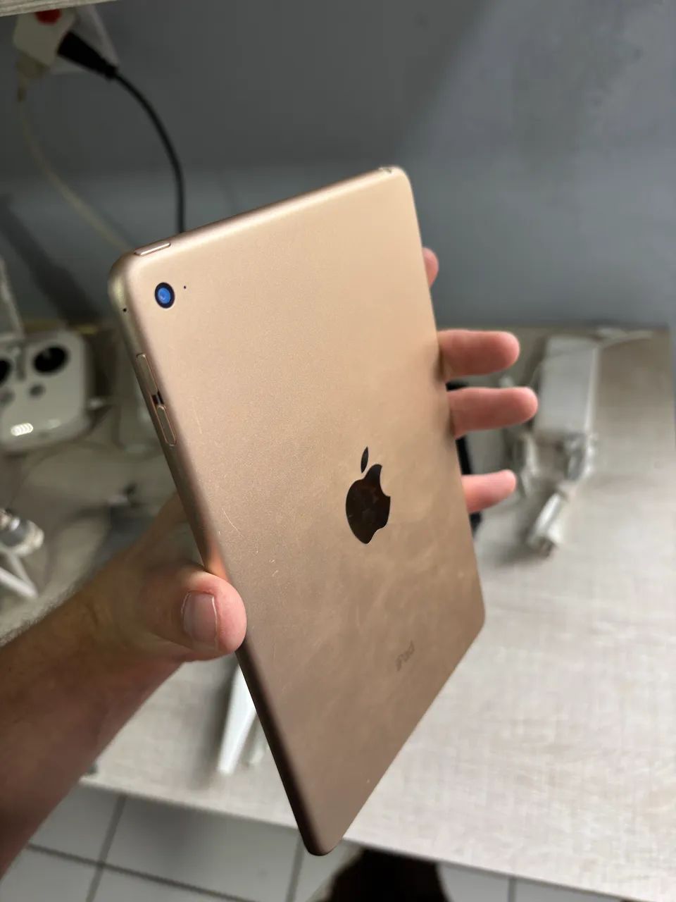 【128GB】iPad mini 4 Wi-Fi+Cellular（本体交換品） OPORTUNIDADE! iPad mini 4 128GB | EXCELENTE ESTADO | BARATO