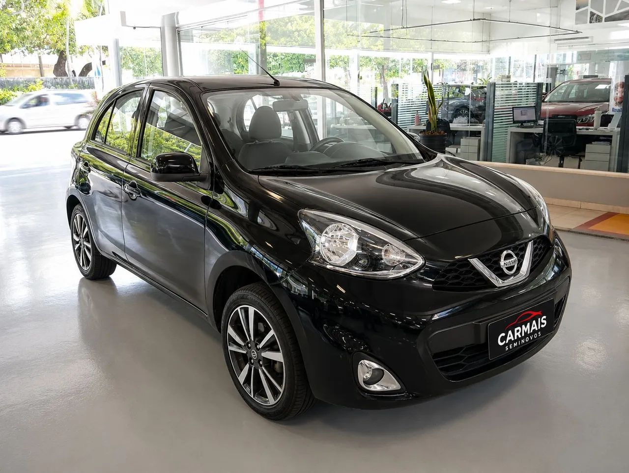 Nissan March 2018