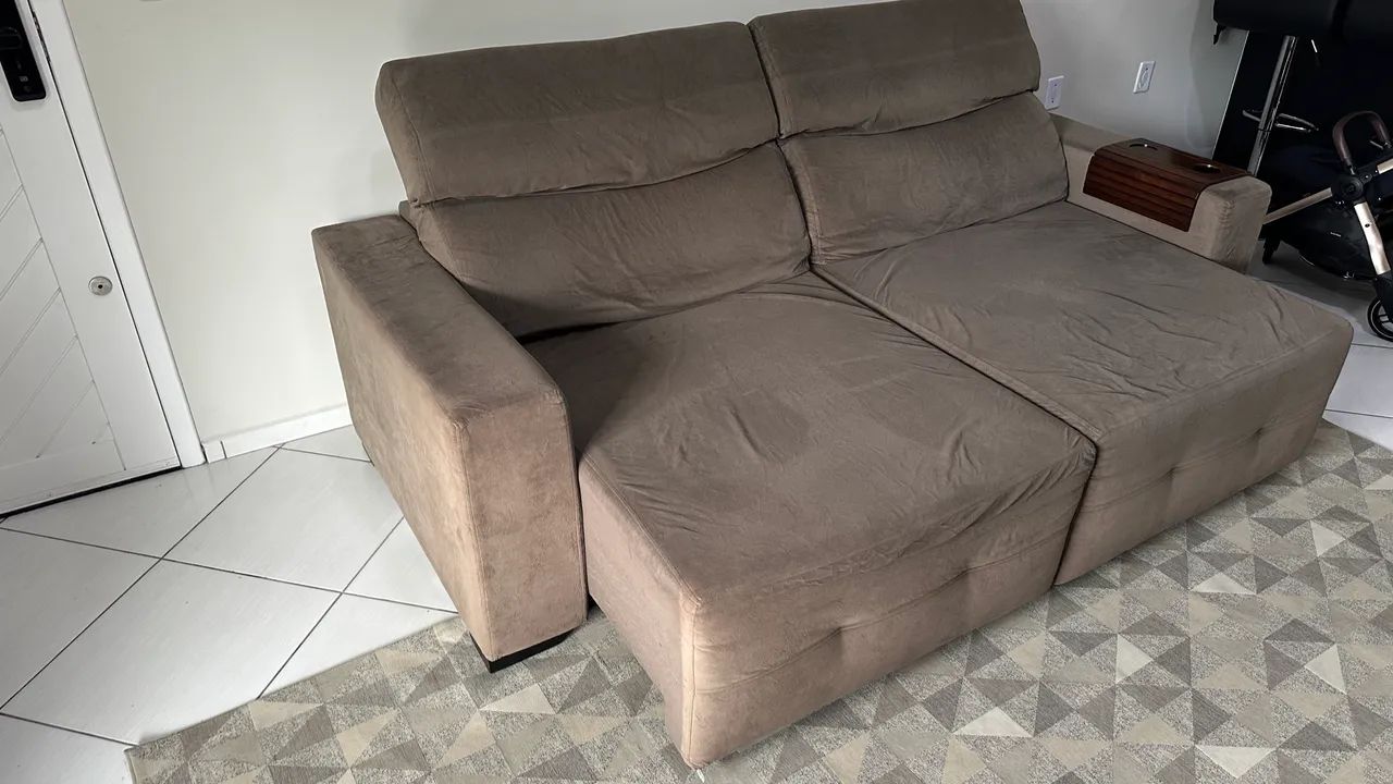 Sofá retrátil 