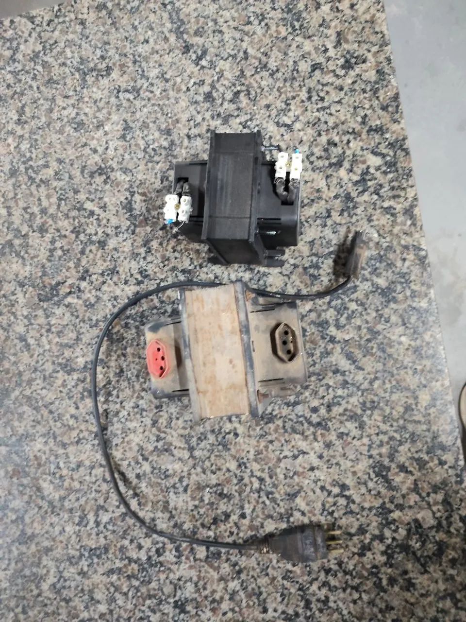 Transformador de Energia para ar condicionado  - Foto 2