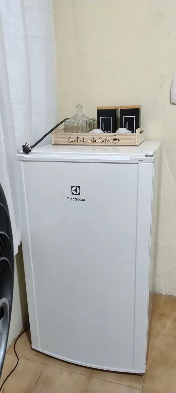 frigobar semi novo 