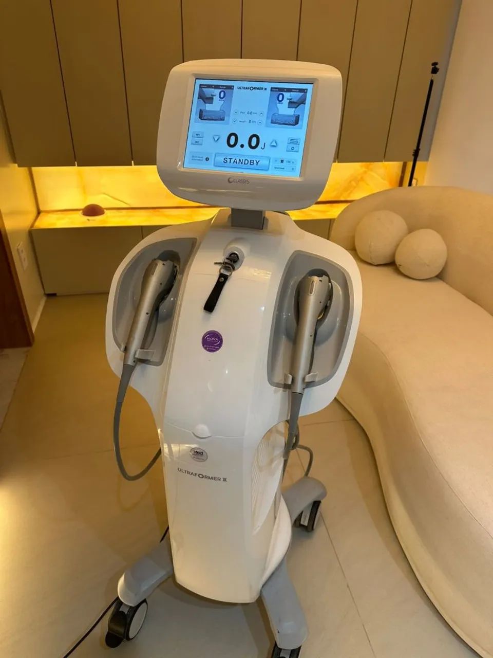 ULTRAFORMER III À VENDA<br>