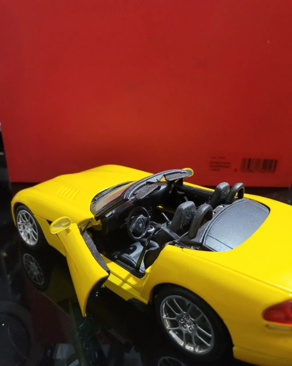 Miniatura 1:18 Dodge Viper velozes furiosos  - Foto 4