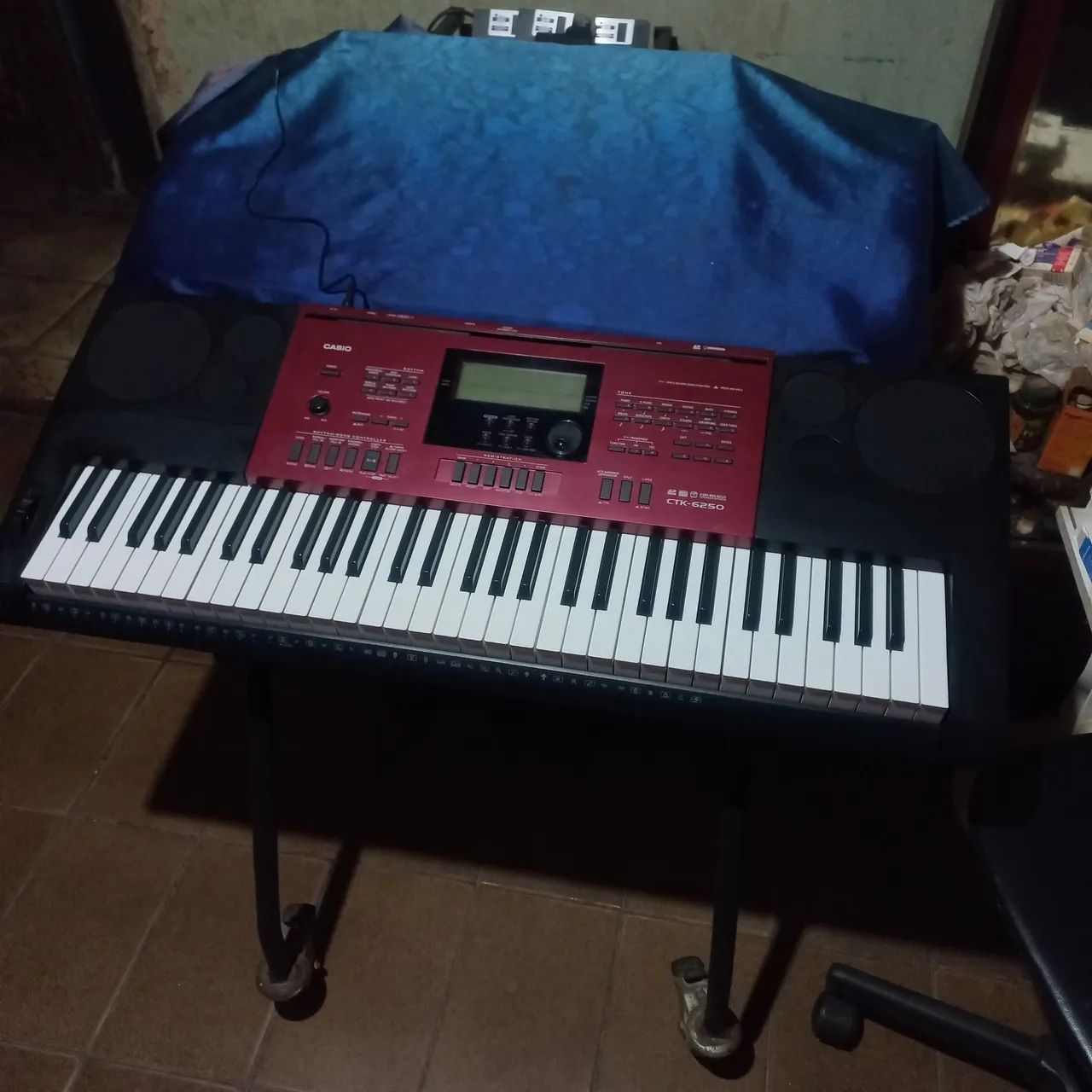 Teclado  Casio Semi Novo - Foto 3