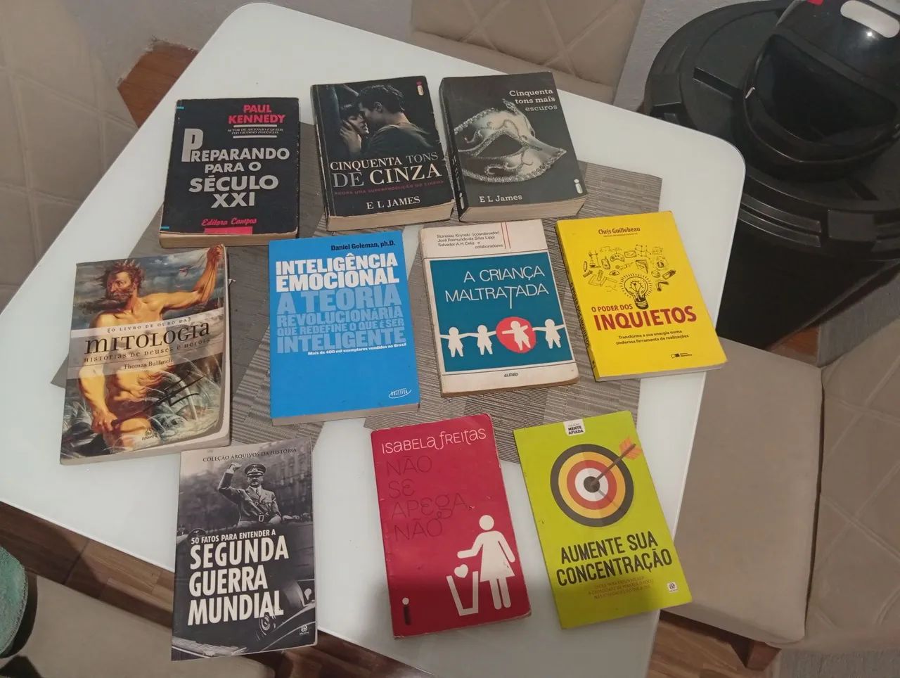 10 livros usando e bem conservados 