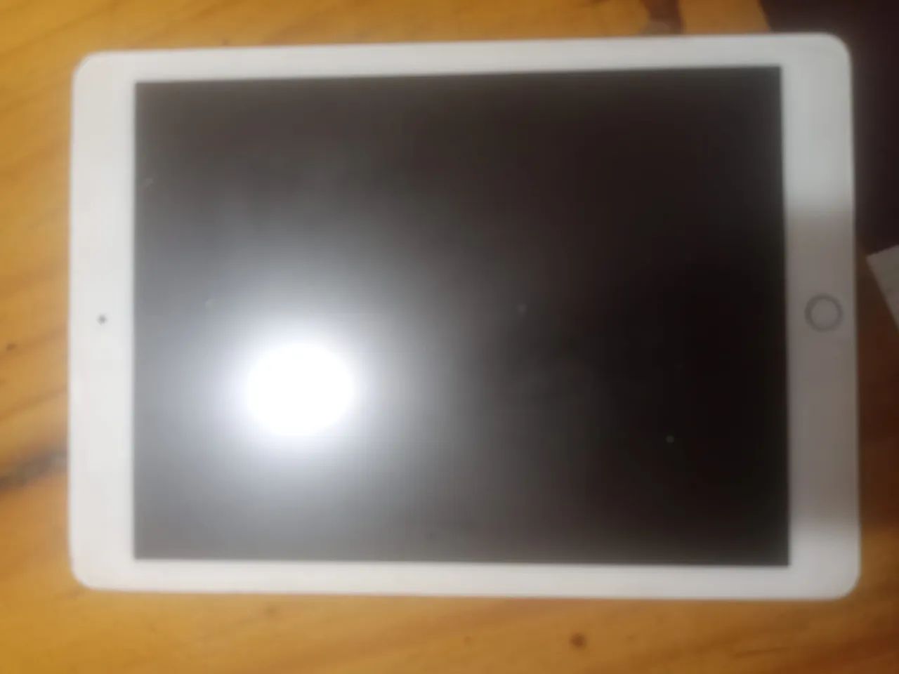 iPad Pro 9 Cinza  com capa - Foto 5