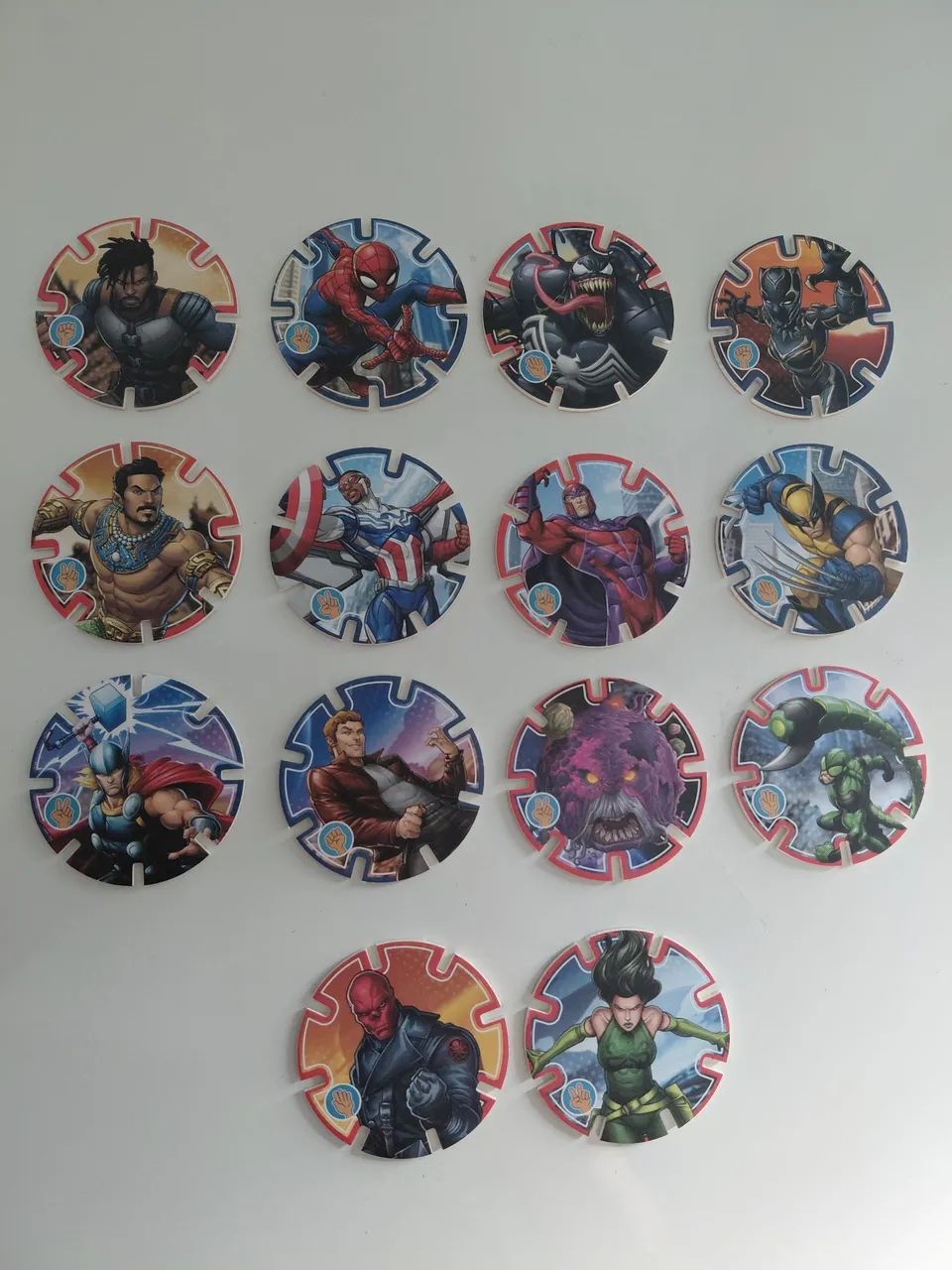 Lote 15 tazos discos marvel bistek - Foto 2