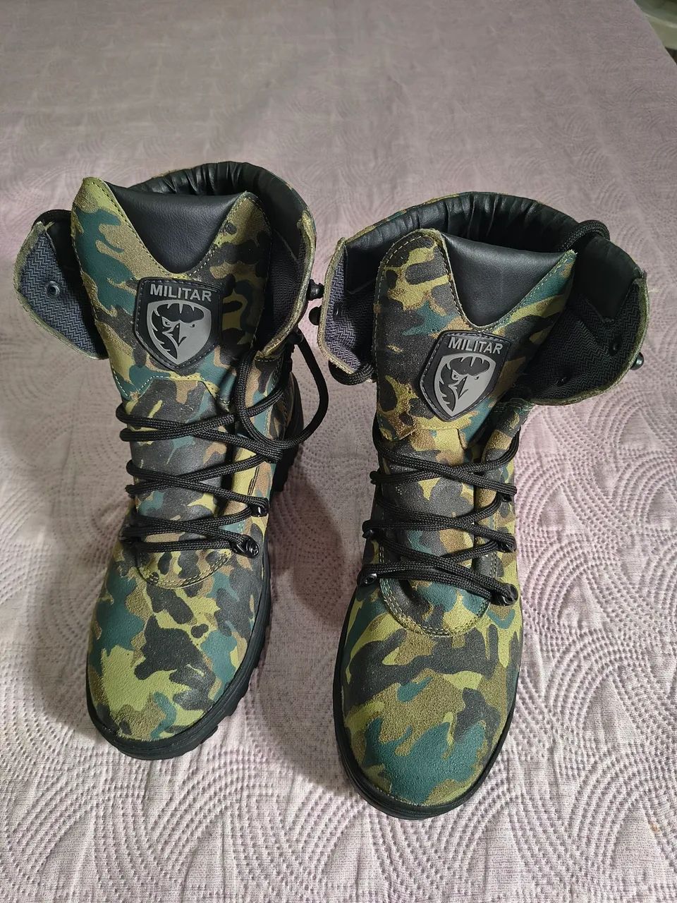 ( COTURNO CAMUFLADO )
