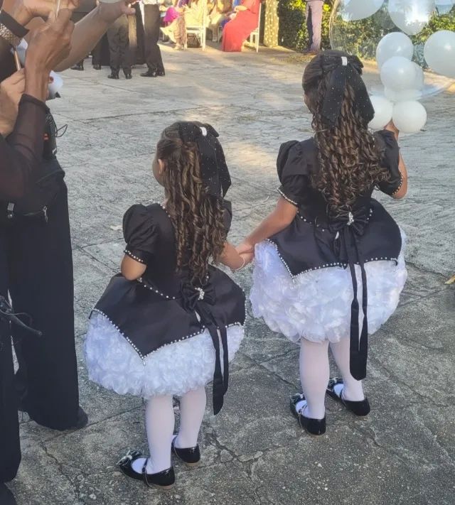 Vestido daminha preto e branco estilo imperial bridgerton para festa, dama, daminha. - Foto 4