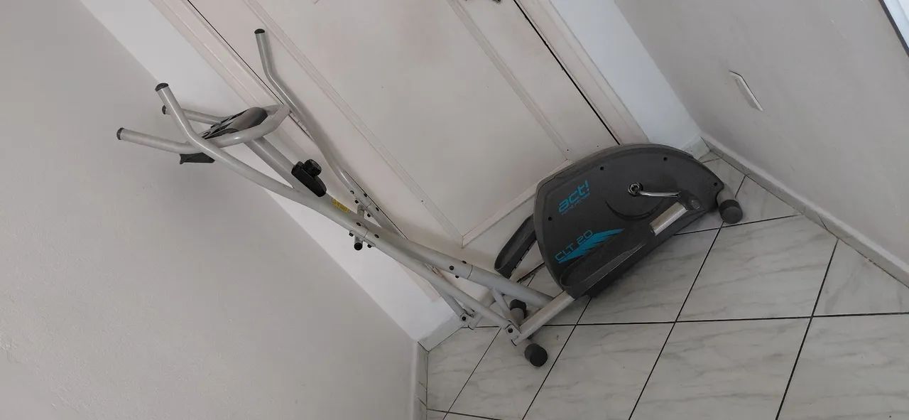 Bicicleta ergonômetrica  - Foto 2