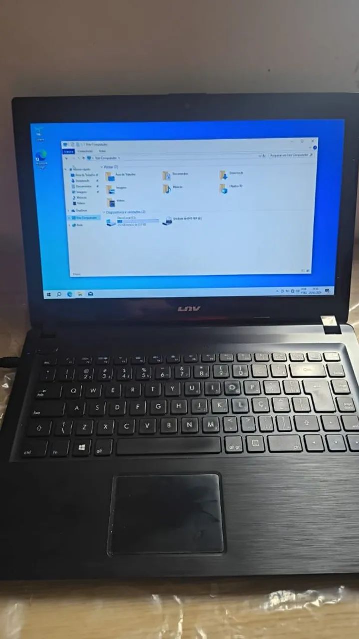 VENDO NOTEBOOK LENOVO INTEL I3  - Foto 3