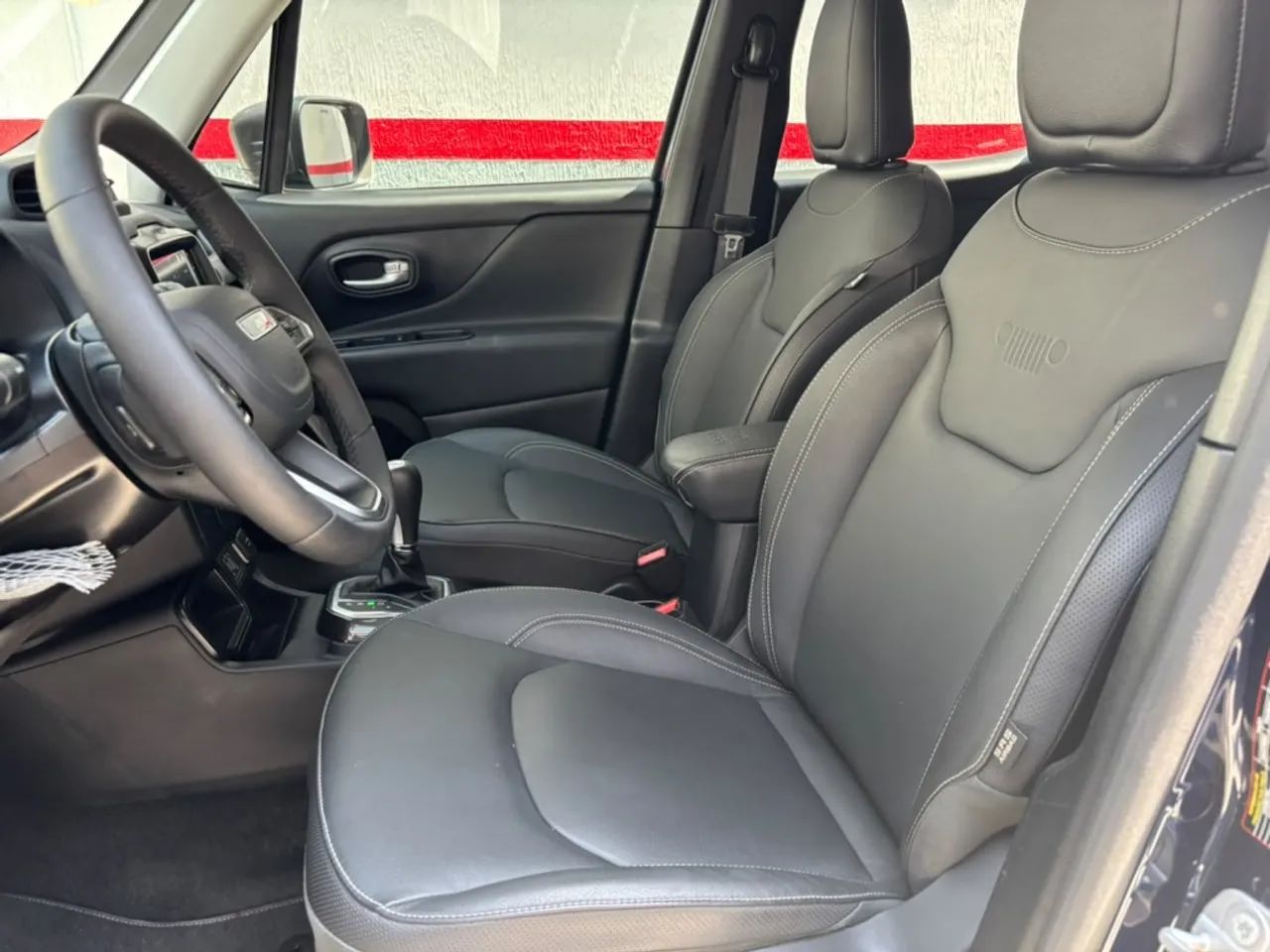Jeep Renegade Long. T270 1.3 TB 4x2 Flex Aut., foto 8 de 16