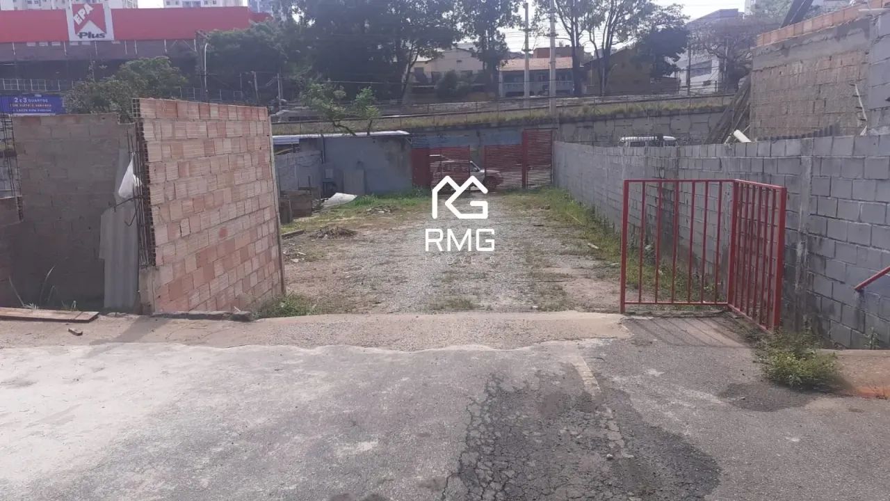 Lote para aluguel com 450m² - Bairro Planalto. - Foto 2
