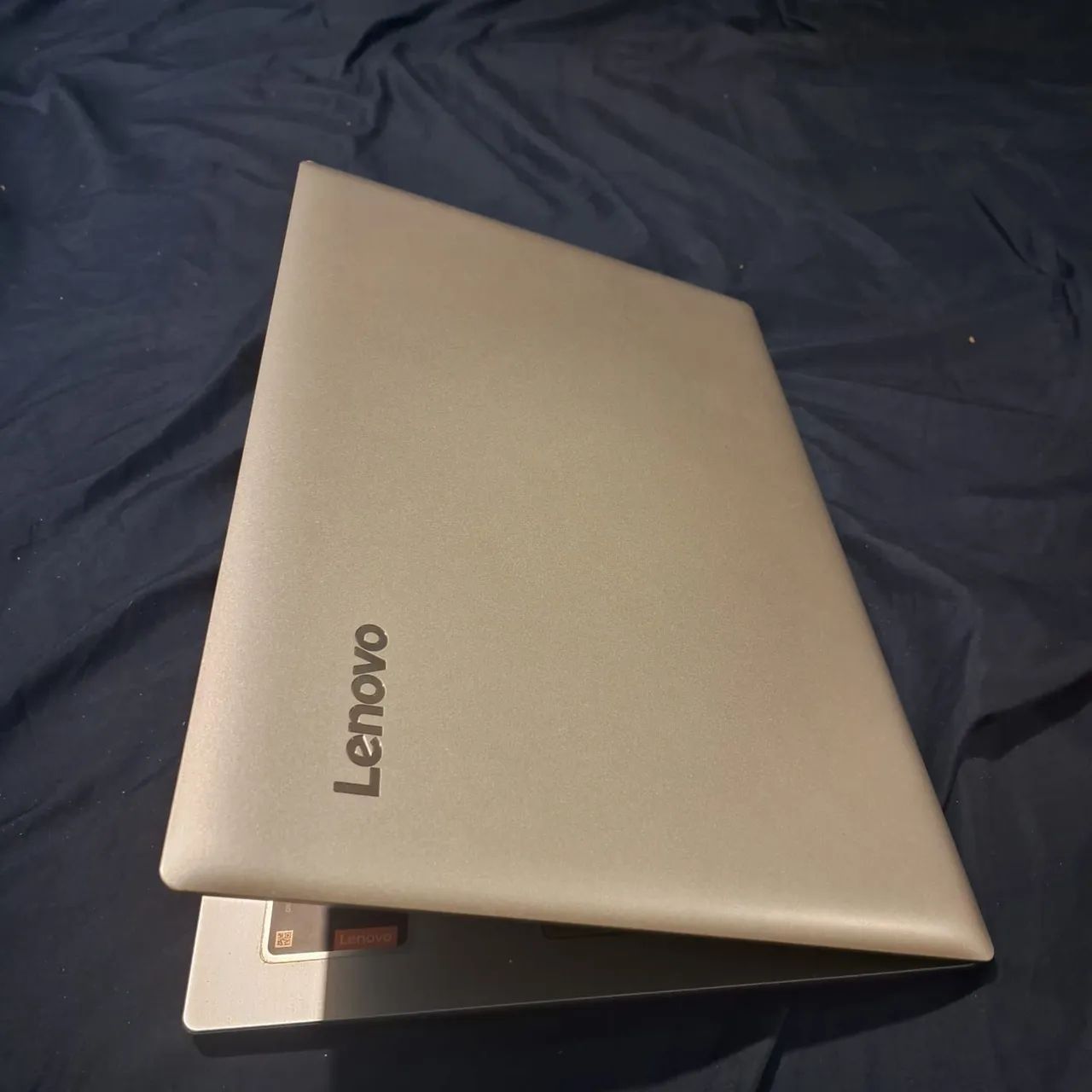 Notebook Lenovo usado  - Foto 2