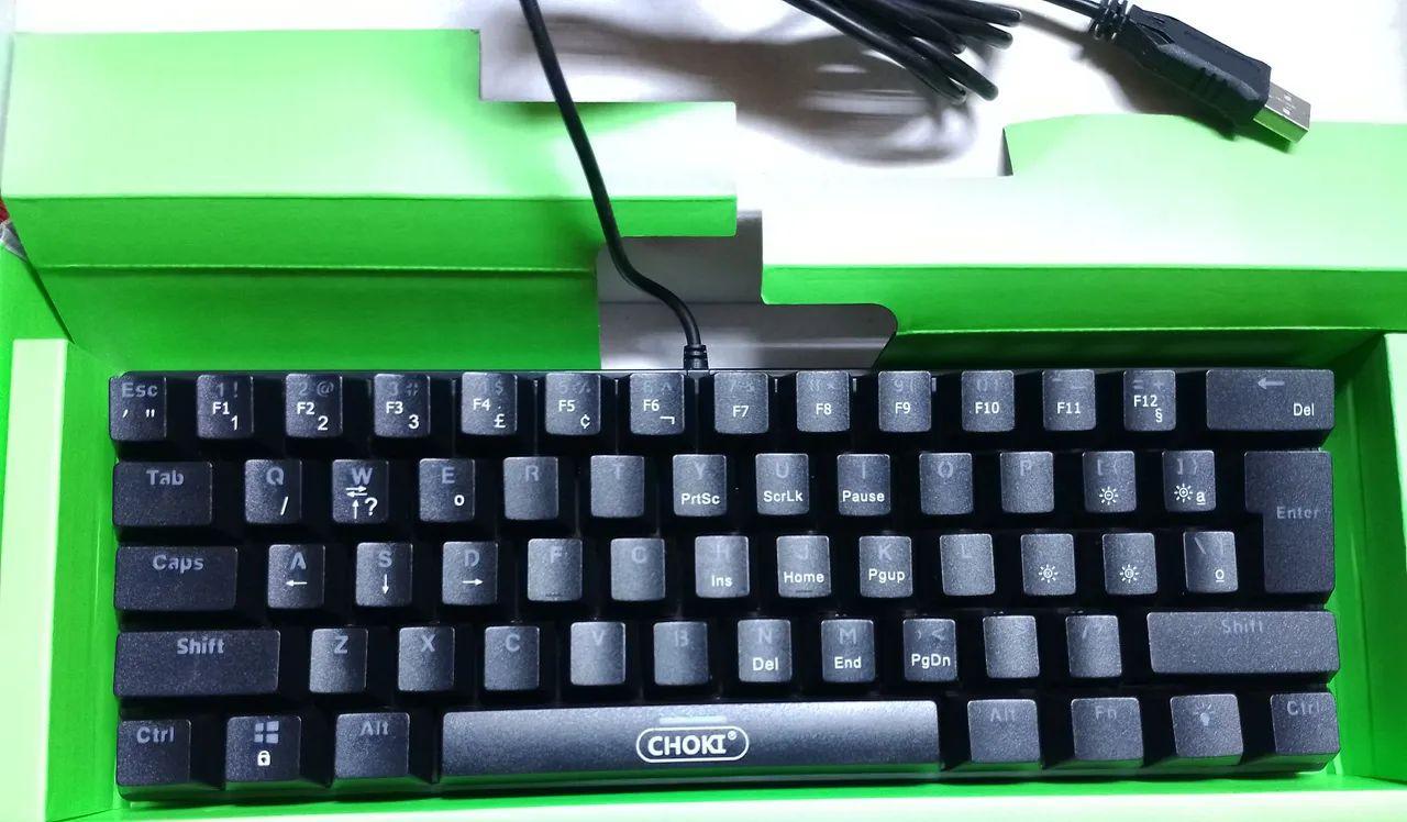Teclado gamer 60% mecânico rainbow LED 